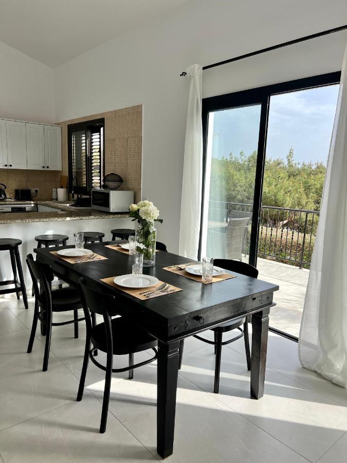 Zeus Holiday Home Pissouri Exterior photo